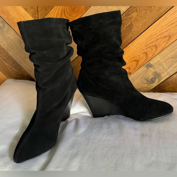 Black Leather Boots Sz 7.5B - Picture 9 of 12